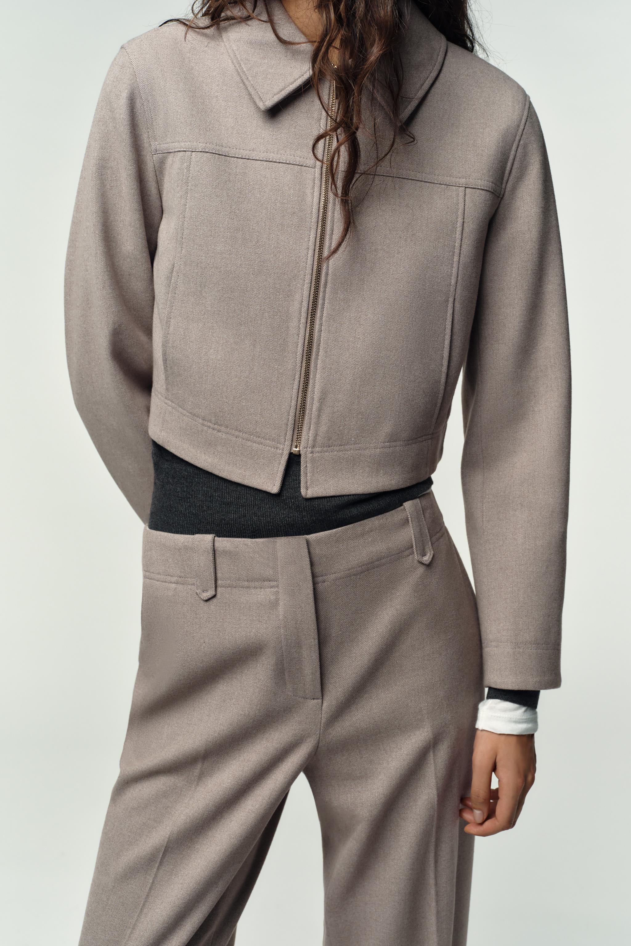 MID-RISE STRAIGHT LEG PANTS